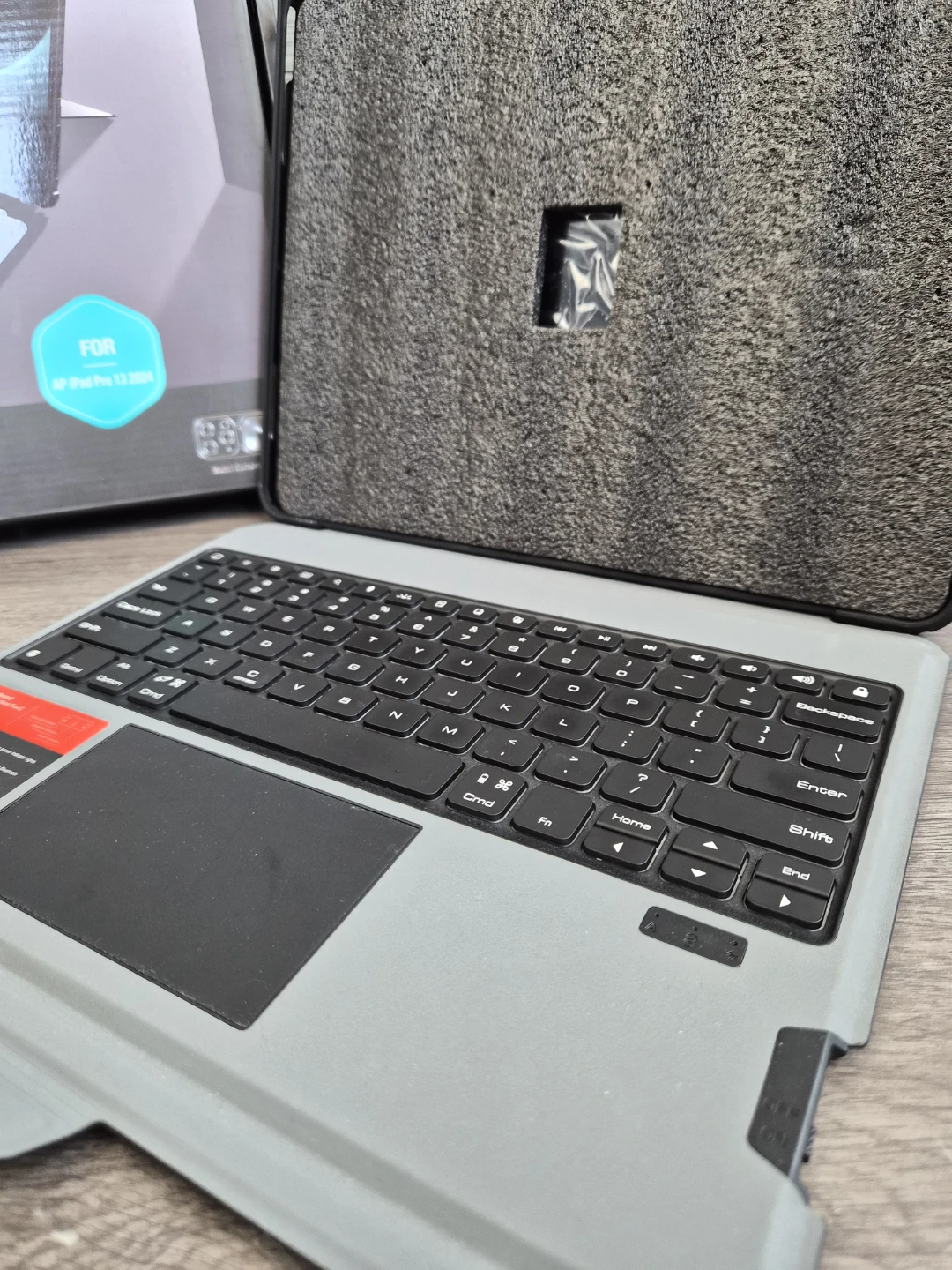 Backlit Keyboard Case with Trackpad for iPad Pro 13" - photo 2