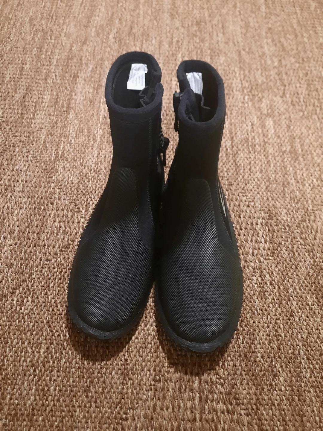 HiSea Neoprene Dive Boots Size 9 - photo 2