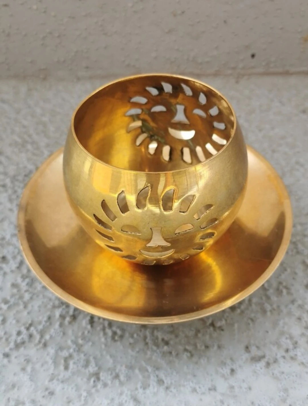 Vintage Solid Brass Pedestal Tealight Candle Holder - photo 2
