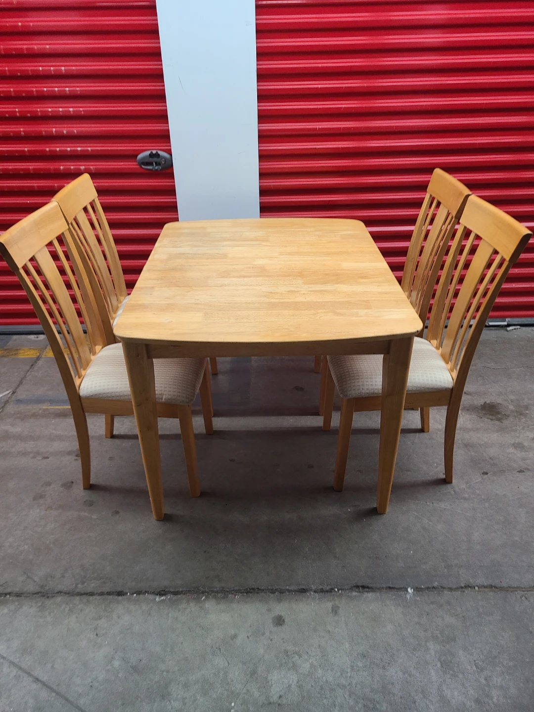 🇨🇦  Wooden Dining Table Set with 4 Chairs - photo 2