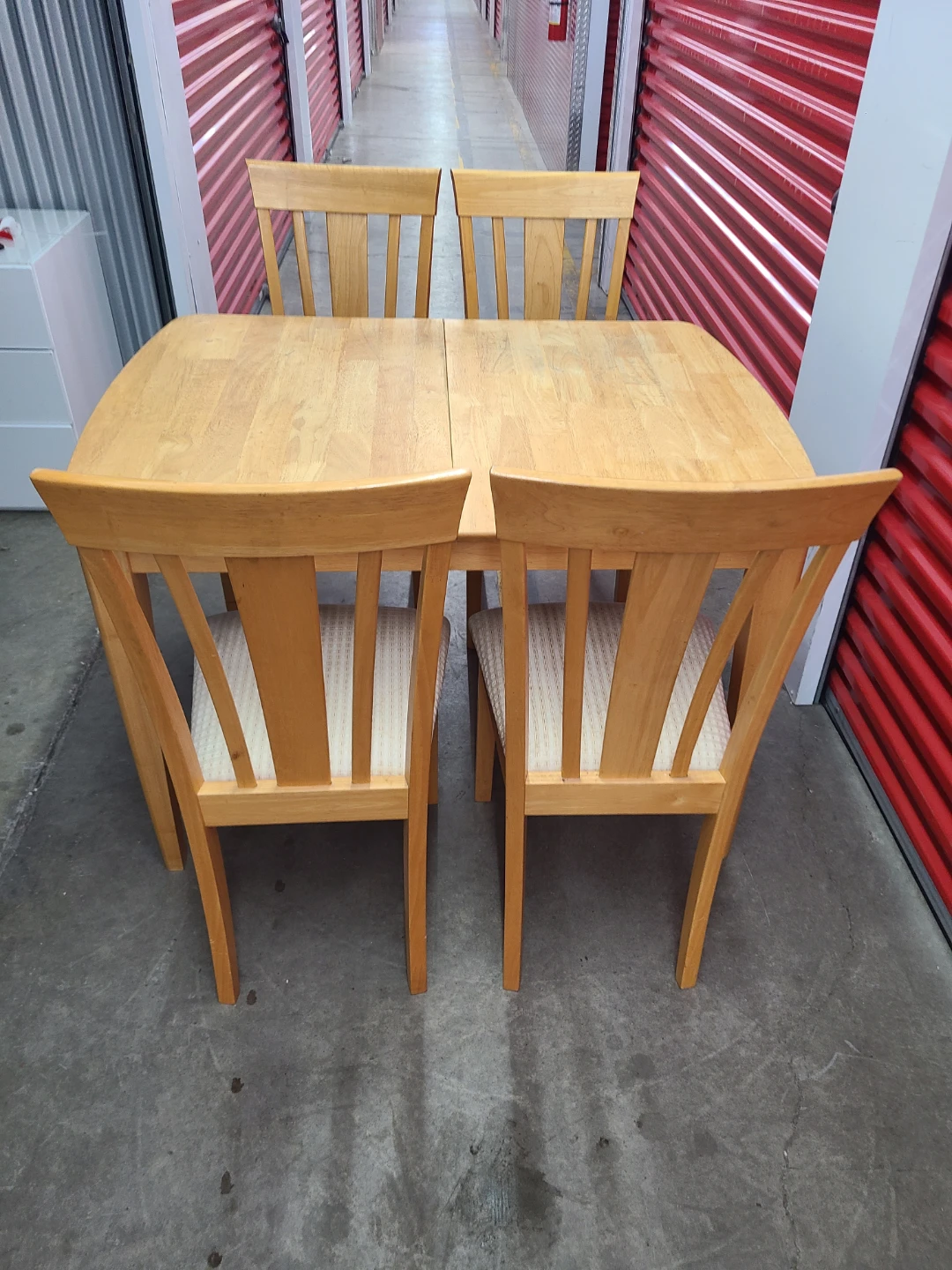 🇨🇦  Wooden Dining Table Set with 4 Chairs - photo 3