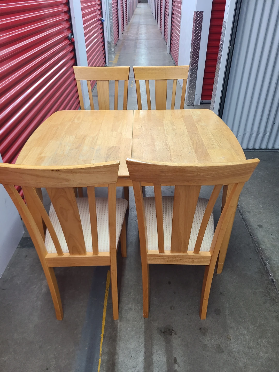 🇨🇦  Wooden Dining Table Set with 4 Chairs - photo 4