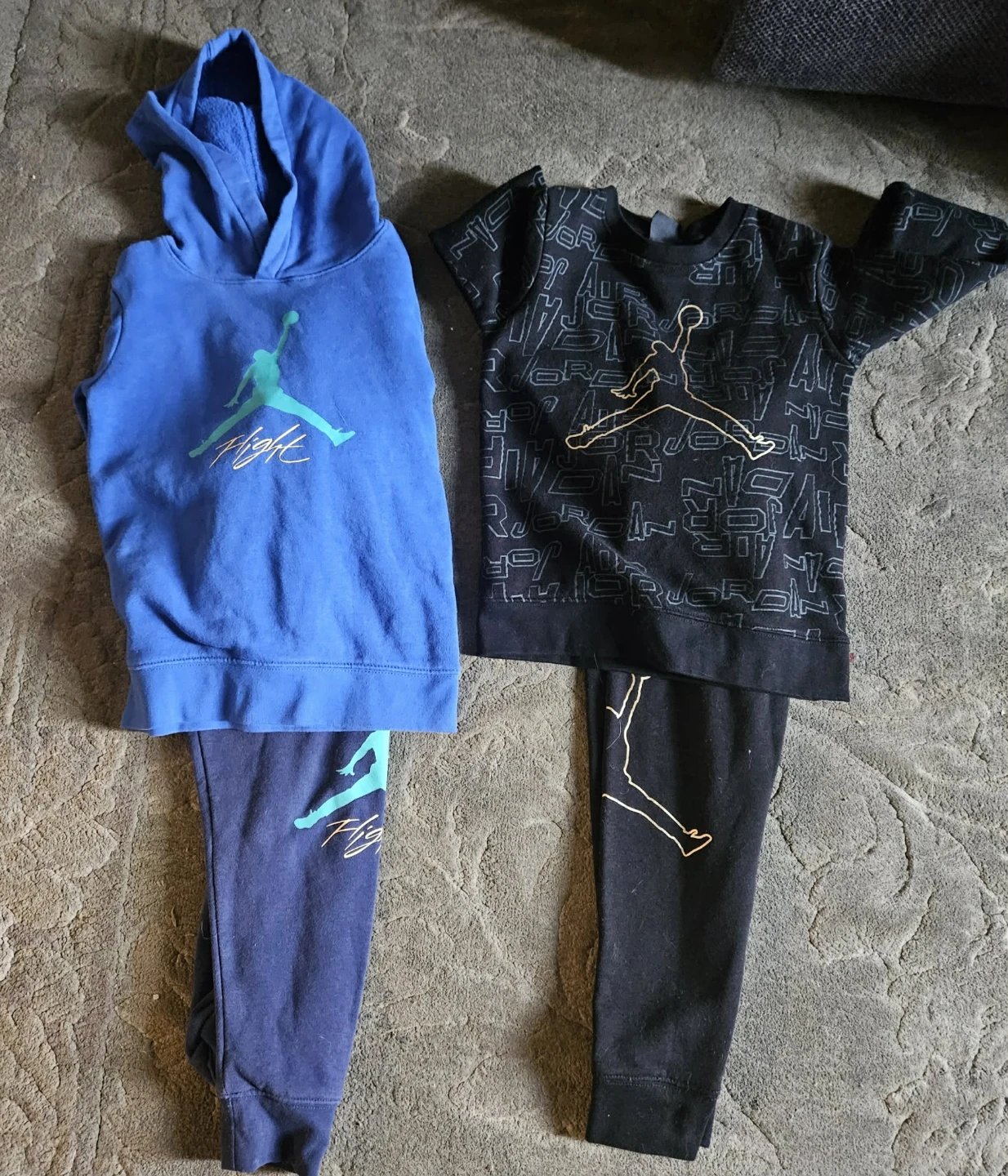 Jordan Tracksuits (2-Piece Set) size 4/5