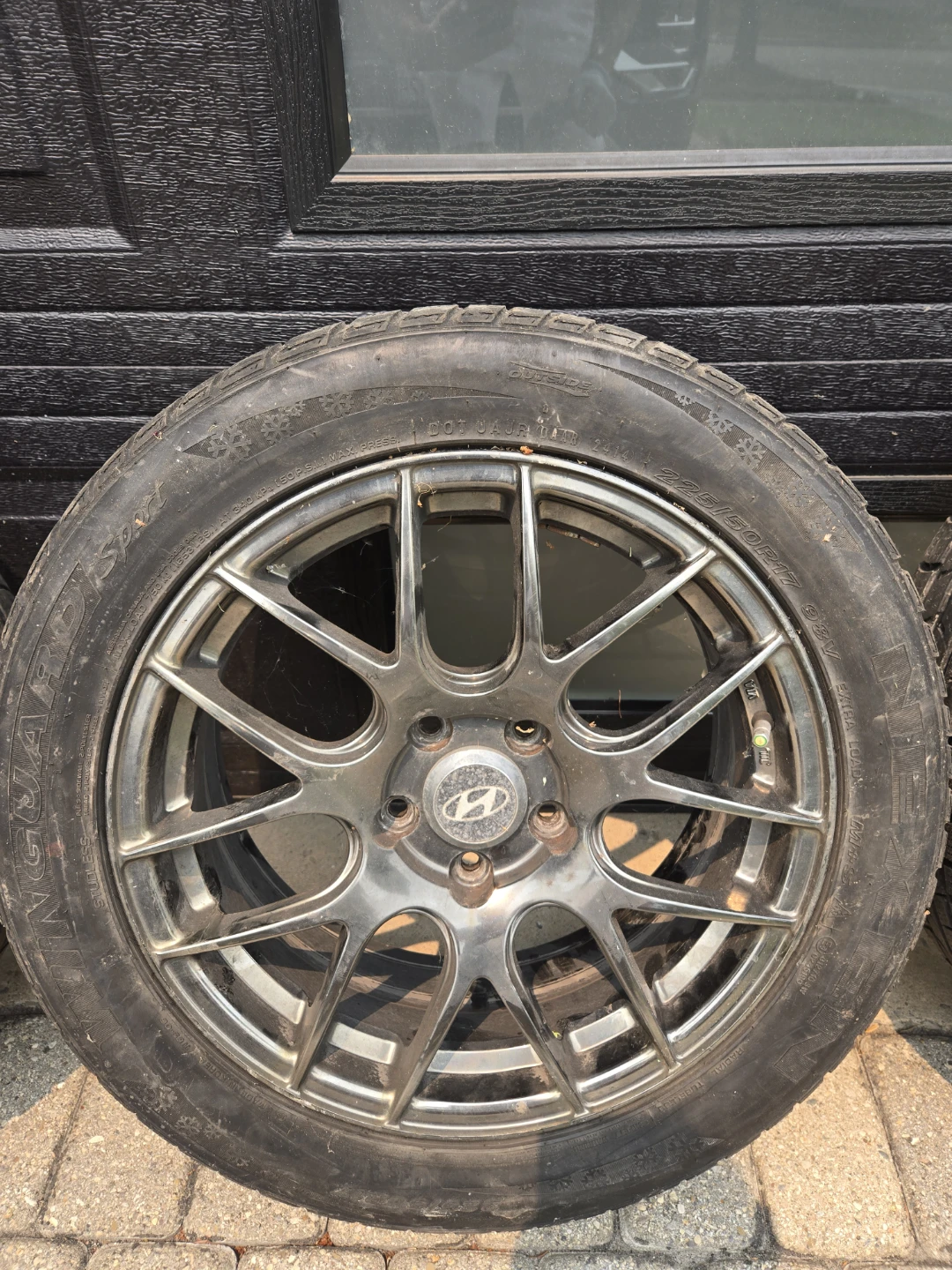Hyundai Alloy Rims with Nexen Tires - photo 3
