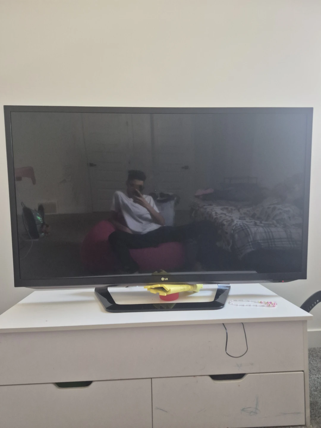 LG Television