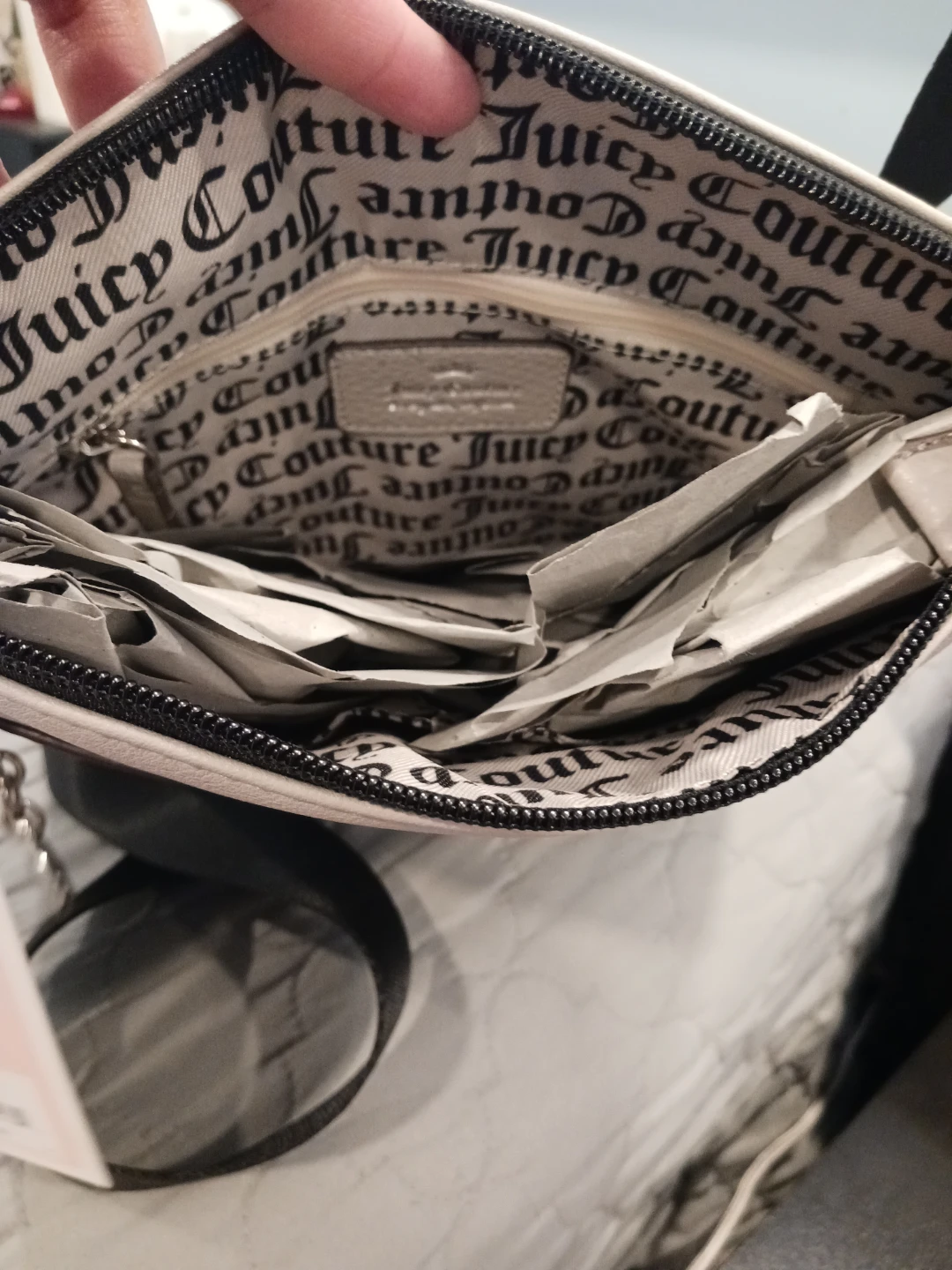 Juicy Couture Crossbody Bag - Ivory - photo 2