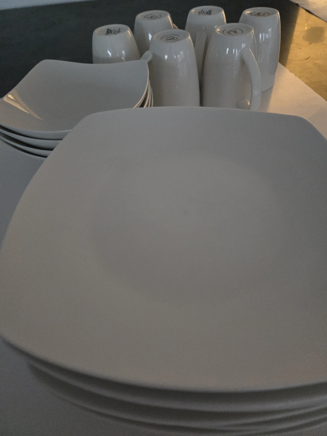 White Square Plates and Mugs Set