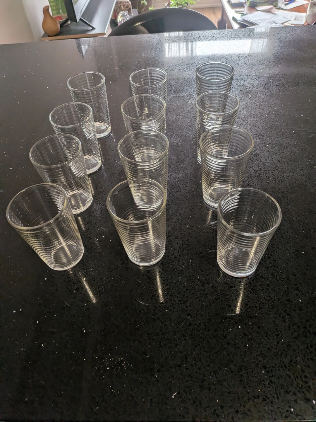 Set of 12 Clear Ribbed Drinking Glasses - photo 2