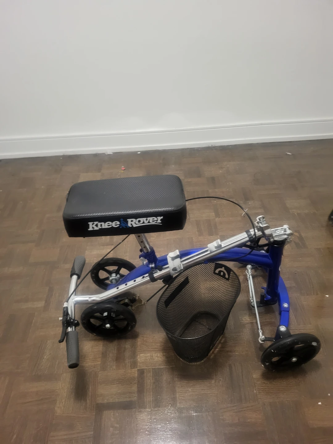 Knee scooter - photo 2