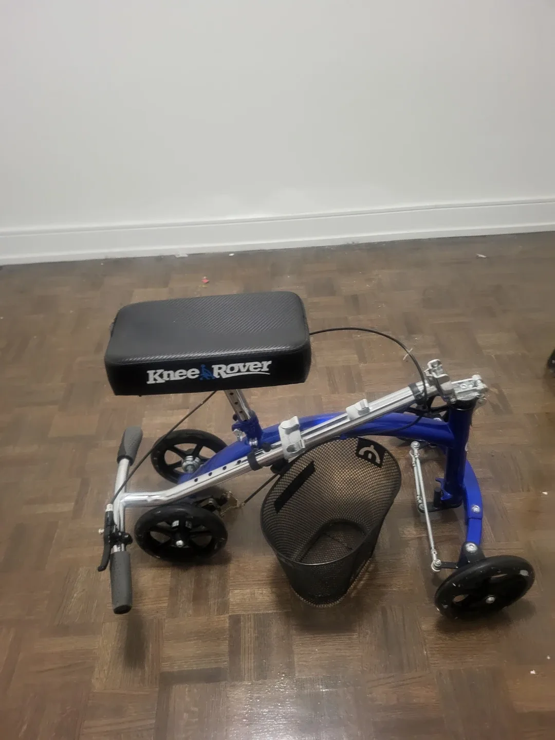 Knee scooter - photo 2