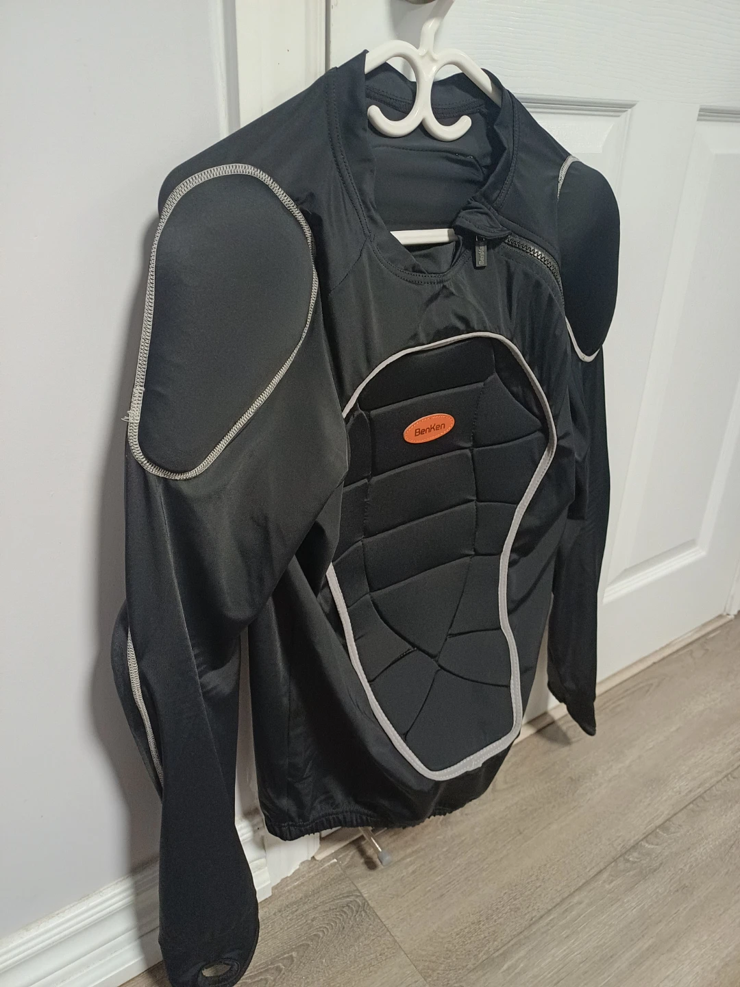 BenKen Padded Protective Shirt- Large - photo 2