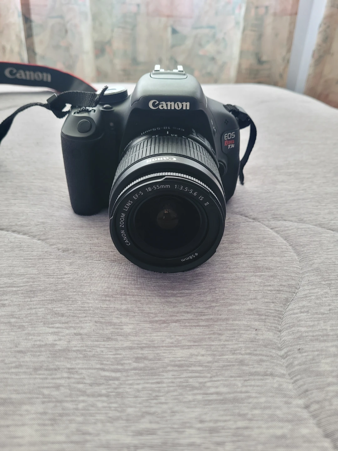 Canon EOS Rebel T1i DSLR Camera - photo 4
