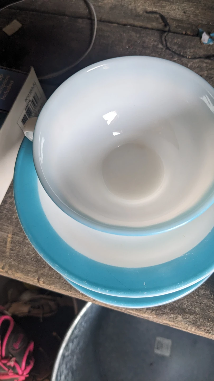 Set of 4 Pyrex Mug and Saucer - photo 3