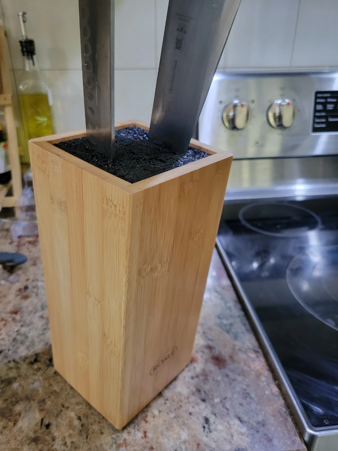 High Quality Bamboo Knife Block holds upto 8