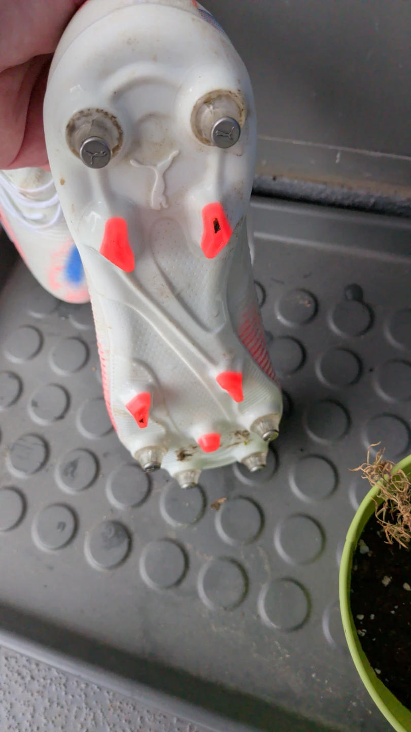 Puma Soccer Cleats White/Pink/Blue