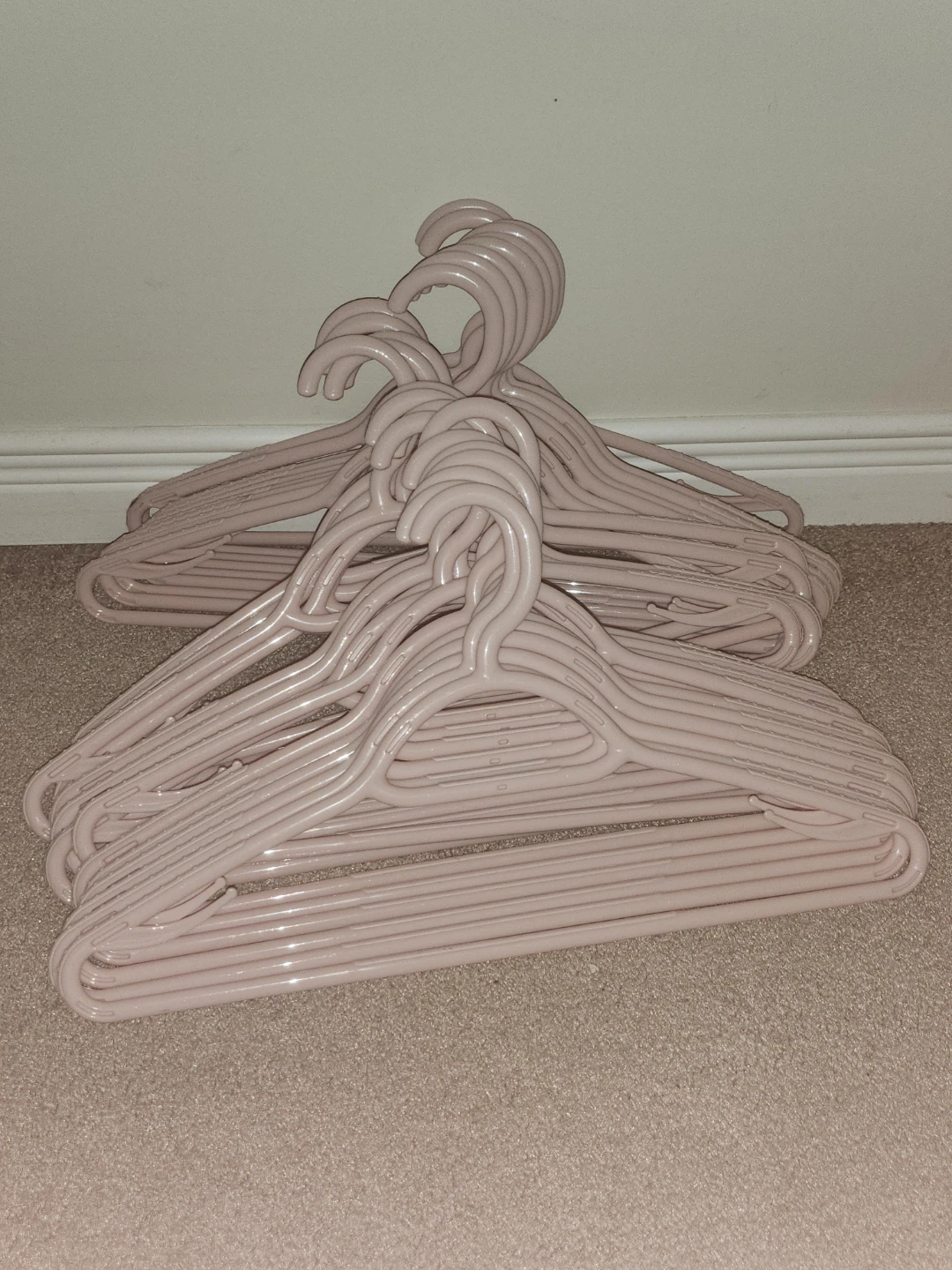 Light Pink Plastic Hangers - Set of 25
