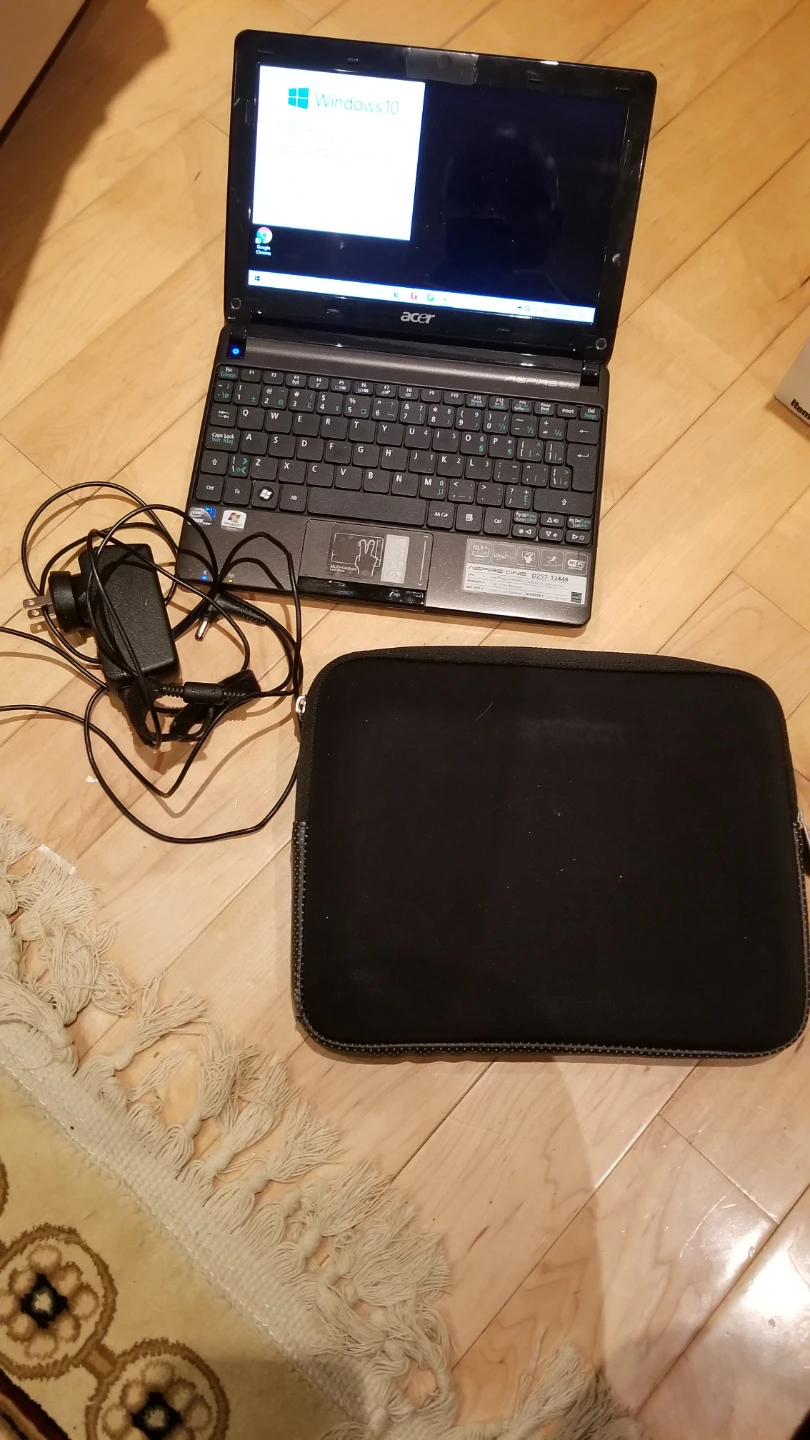 Mini Acer Aspire Netbook Laptop - photo 2