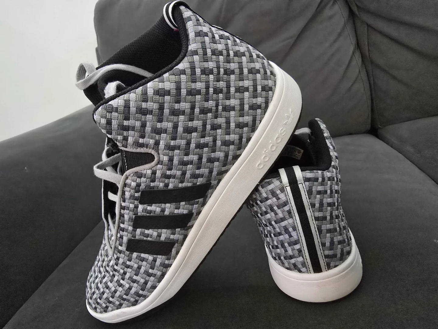 Adidas Men's Shoes Grey Woven Size 10