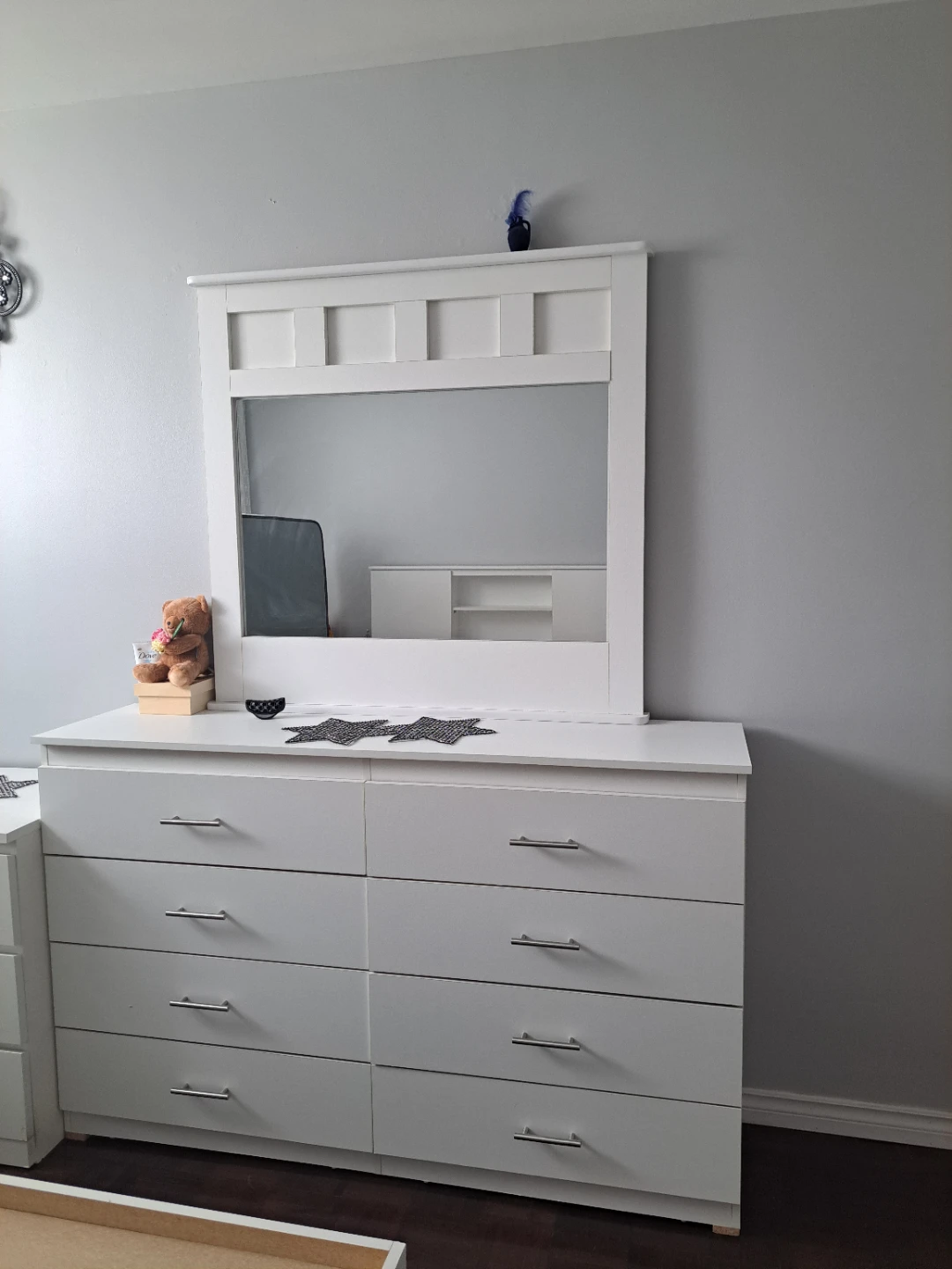 White Dresser with Mirror