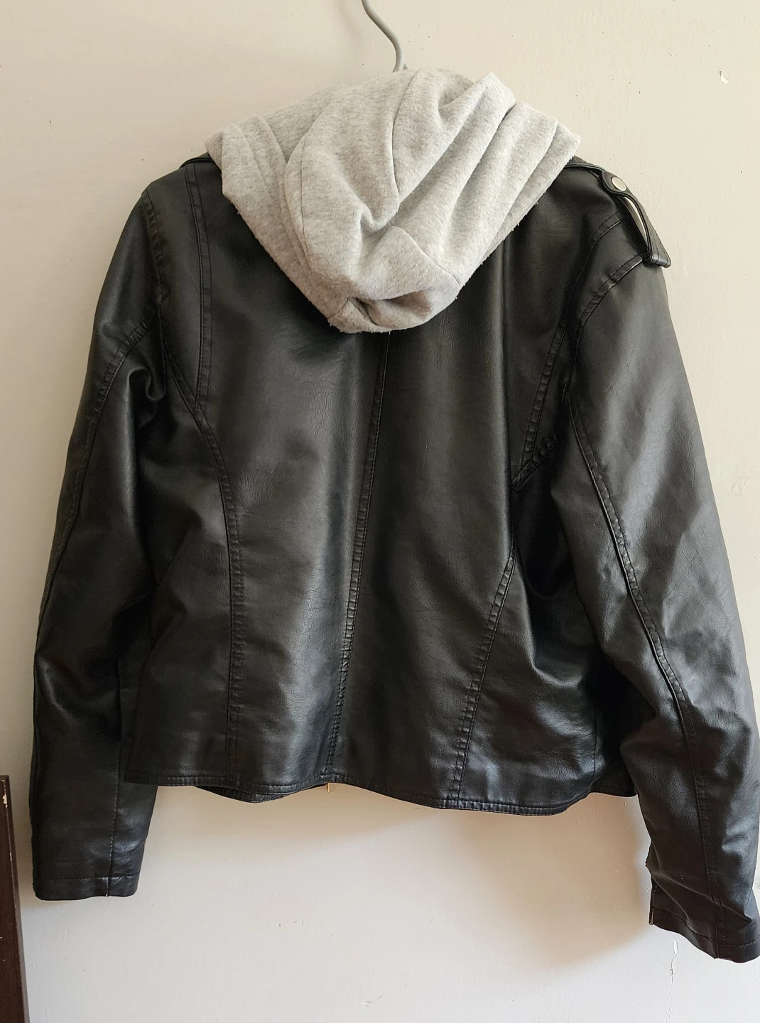 Cali 1850 Black Faux Leather Hooded Jacket - photo 2