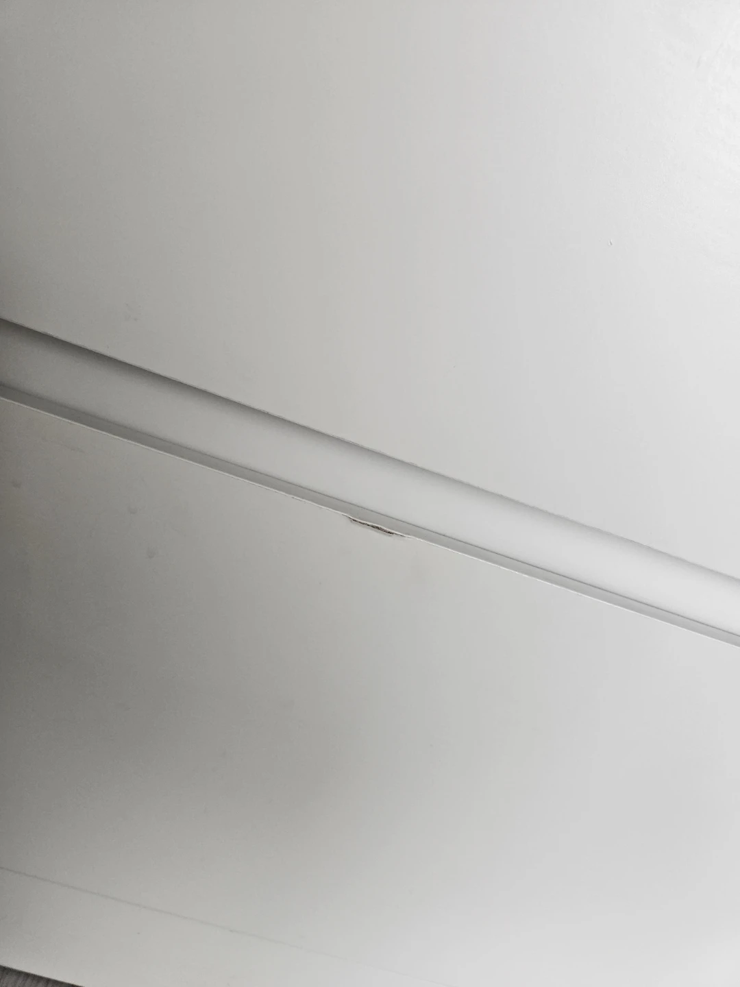 White 4-Drawer Dresser - photo 2