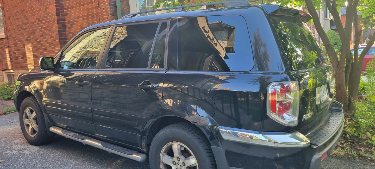Black Honda Pilot SUV - photo 3