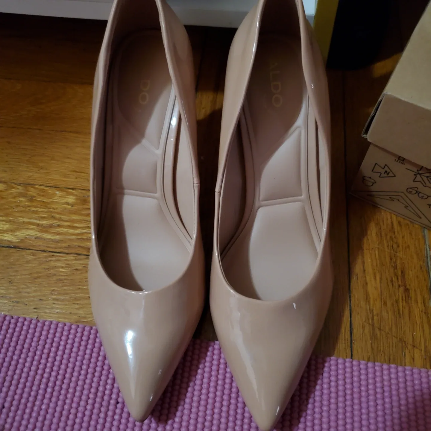 ALDO Women's Nude Patent Leather Pointed Toe Heels