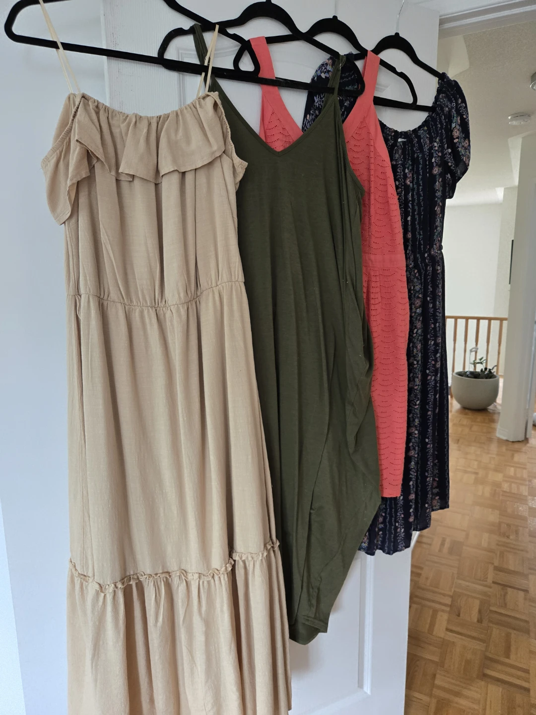Women's Size 14–16 Clothing & Accessories Lot – $50 OBO - photo 4