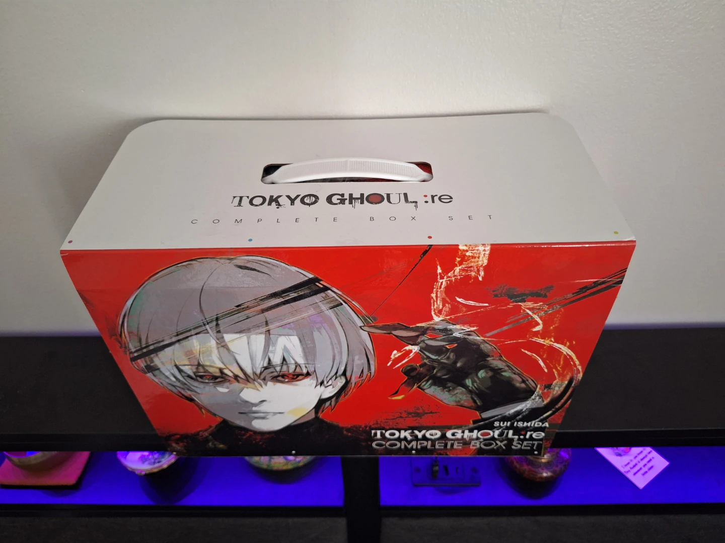Tokyo Ghoul Complete Box Set - photo 3