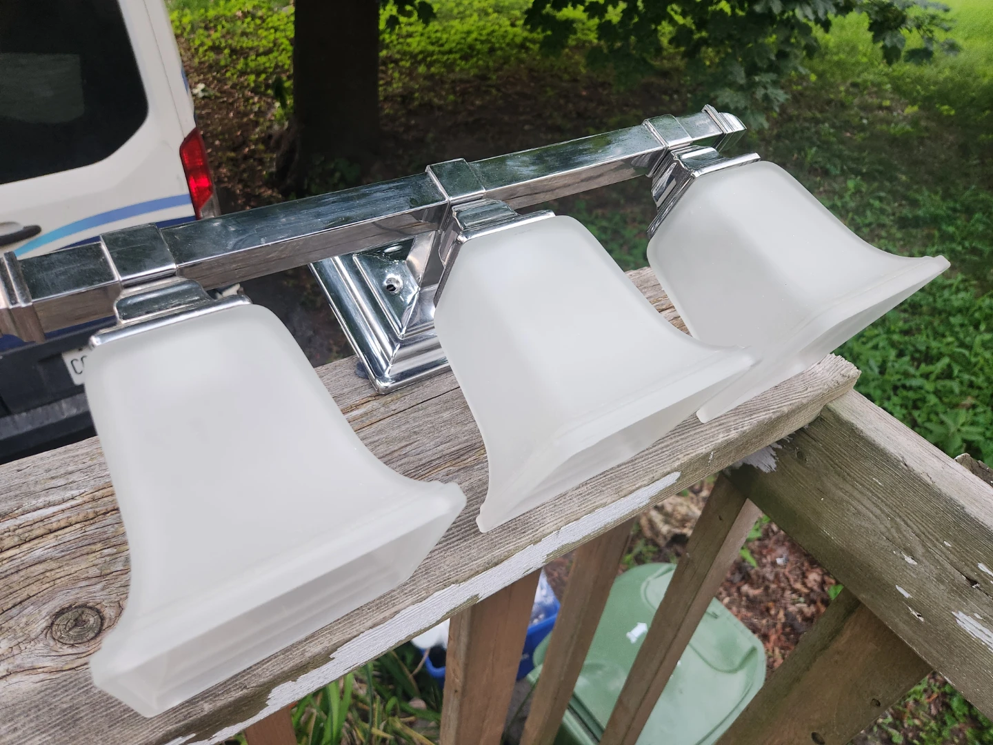 3-Light Vanity Light Fixture - photo 2