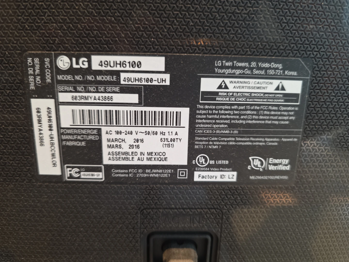 LG 49" 4K Ultra HD Smart TV (49UH6100) with Remote - photo 3