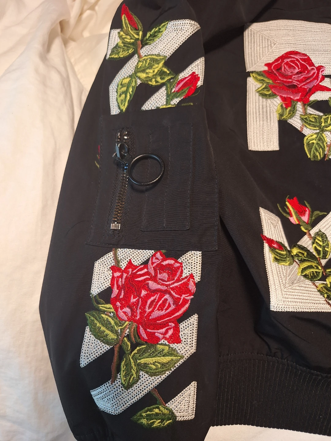 OFF-WHITE Bomber Jacket Black Red Rose Embroidery - photo 3