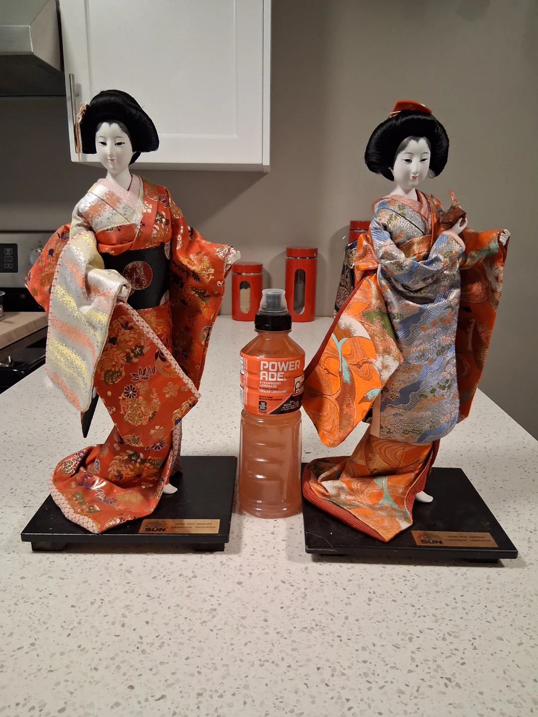 Set of geisha dolls