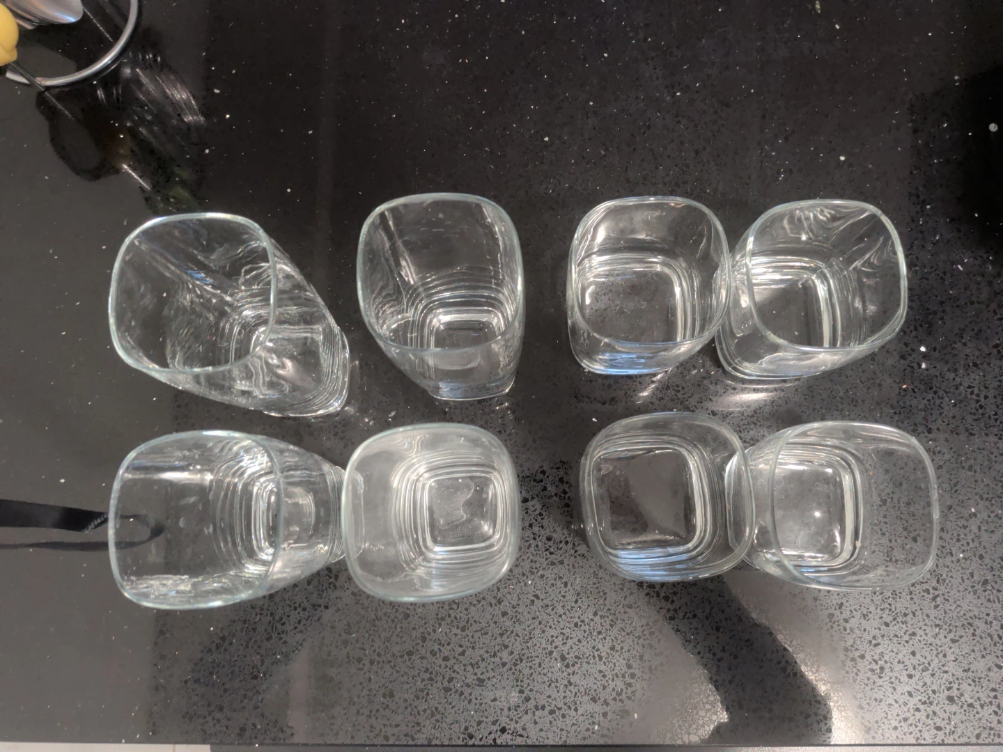 Set of 8 Clear Glass Tumblers