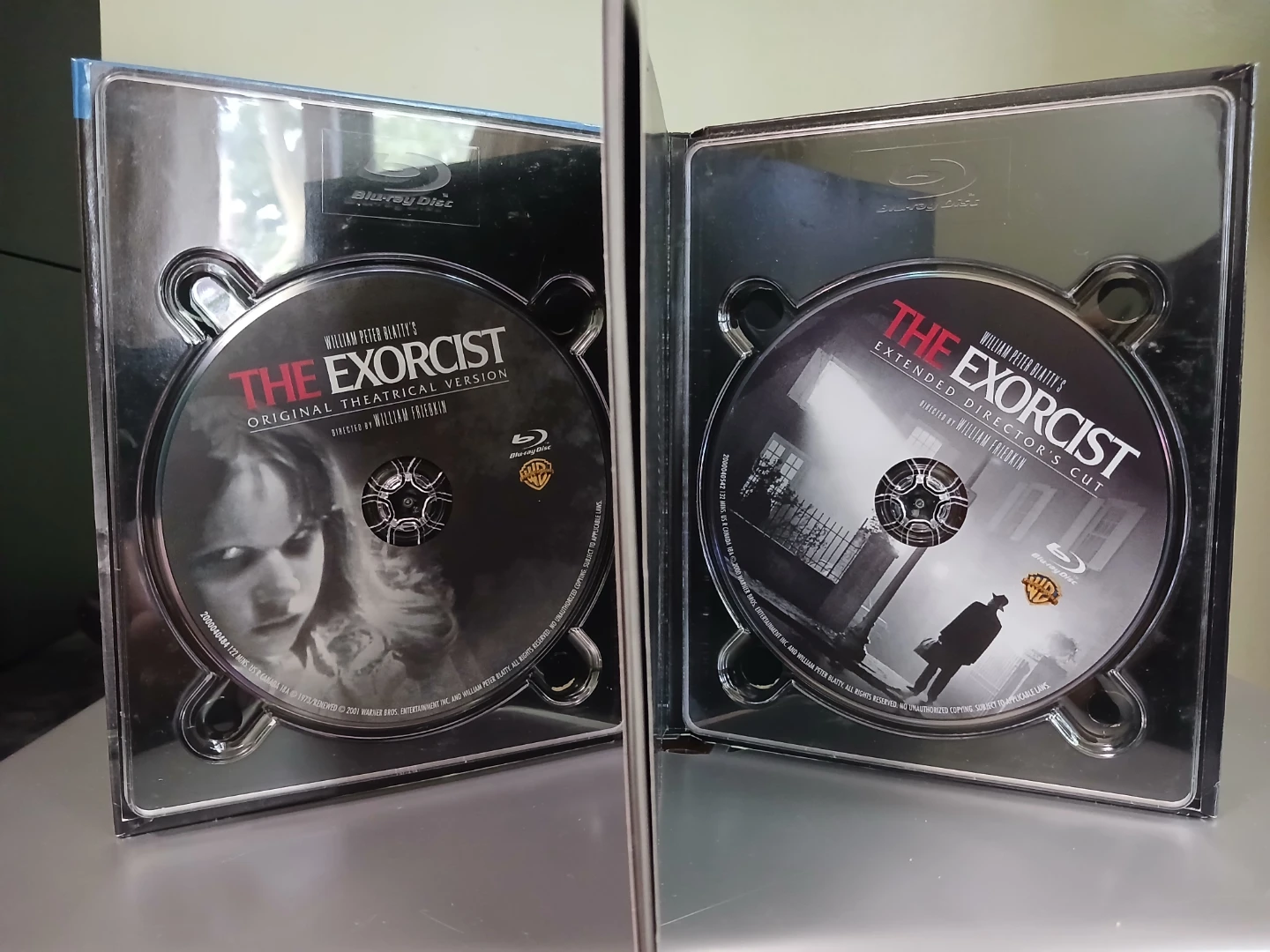 The Exorcist Blu-ray Extended Director's Cut & Original - photo 2