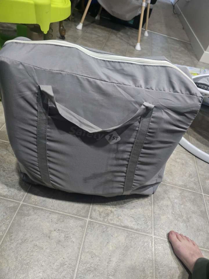 Safety 1st Bassinet with Carry Bag - photo 3