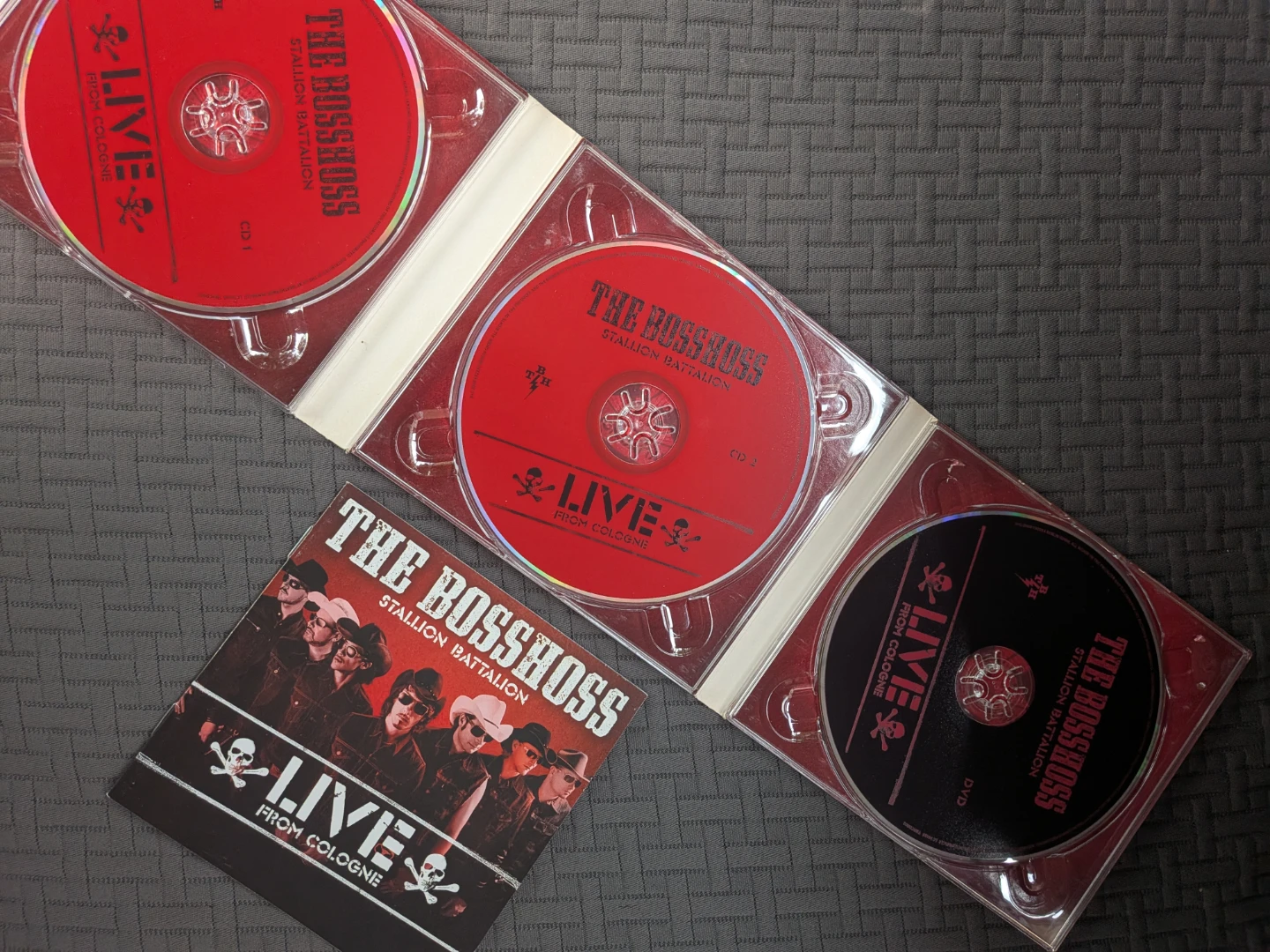 The BossHoss Stallion Battalion Live From Cologne CD DVD Set - photo 2