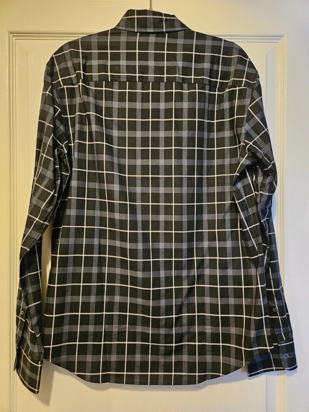 Two Club Monaco Button-Up Shirts (men's small) - photo 3