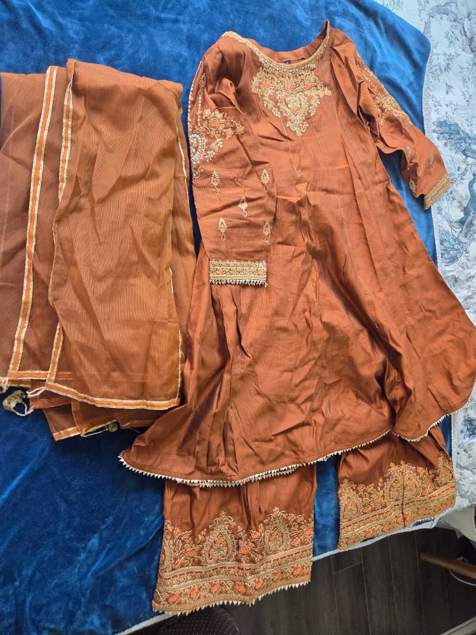 Embroidered Brown 3-Piece Salwar Kameez