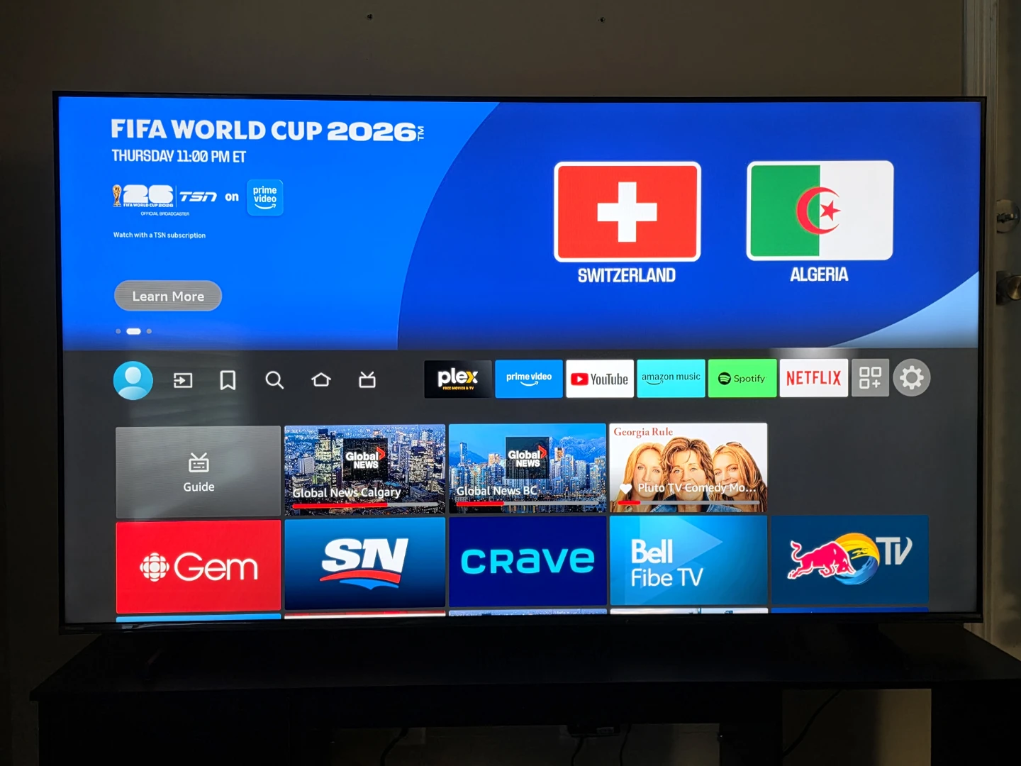 Hisense 65" MiniLED TV - photo 3