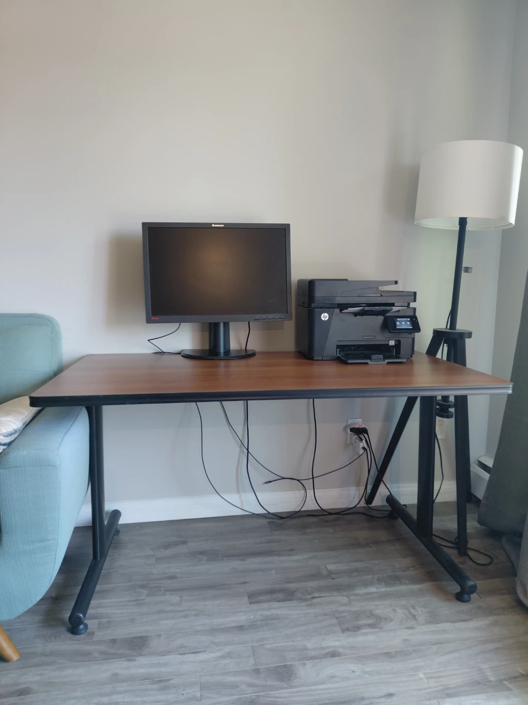 Office Desk - photo 3