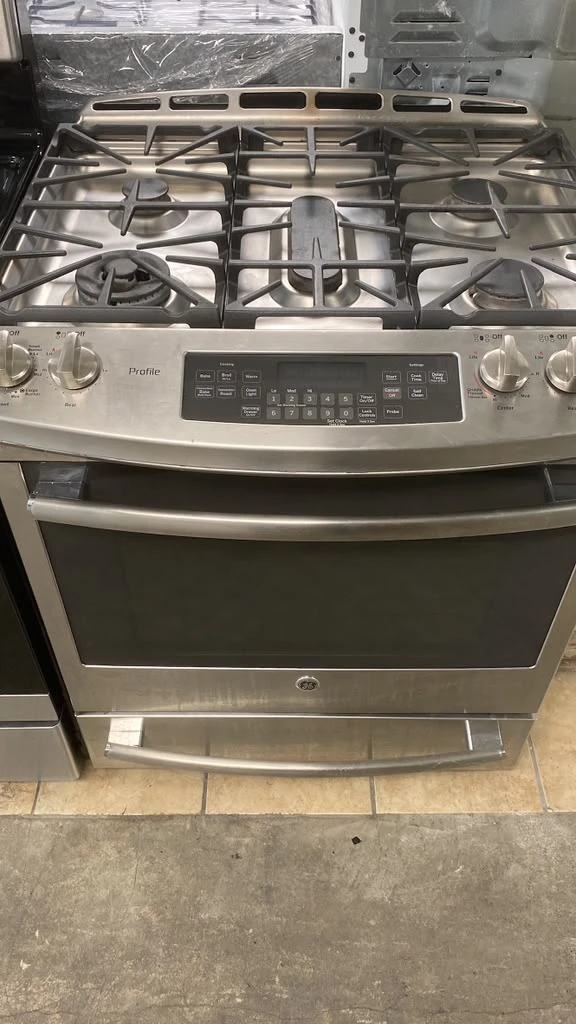 GE Profile 30in wide Gas Range