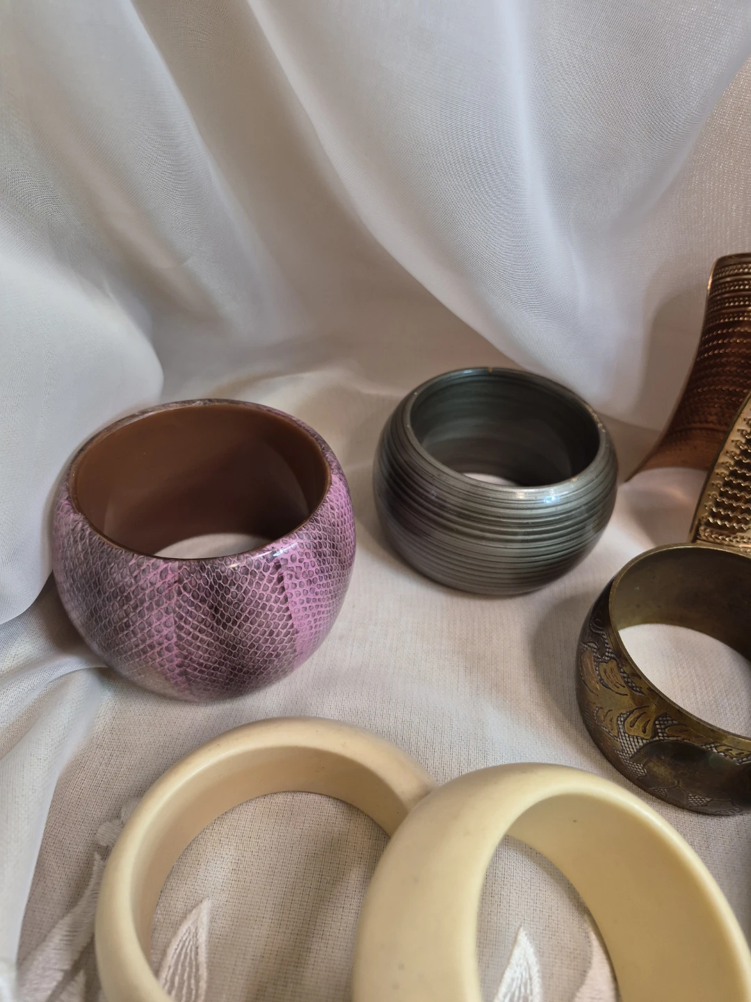 Mix Misc Lot of 9 Vintage Retro Large Bangle Bracelets - photo 4