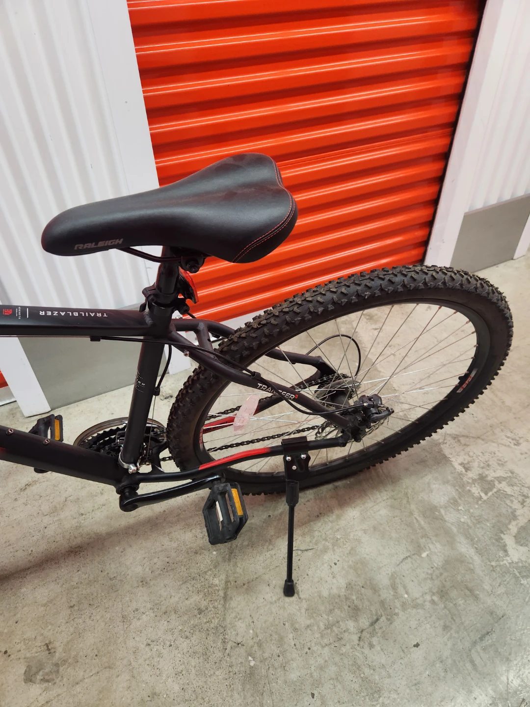 Raleigh Trailblazer Mountain Bike - photo 4