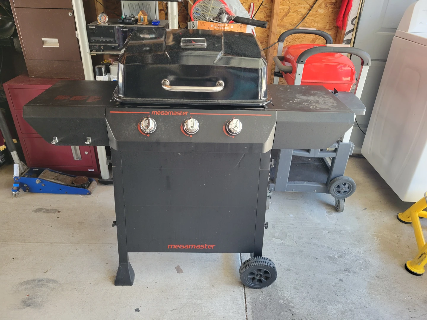 Megamaster 3-Burner Propane Grill