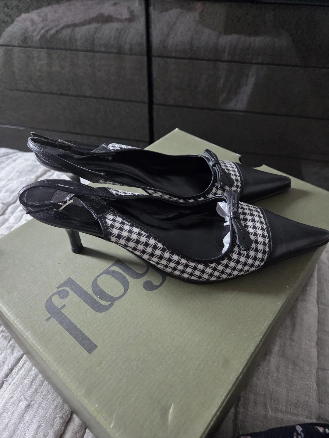 Floyd Women's Slingback Heels.
