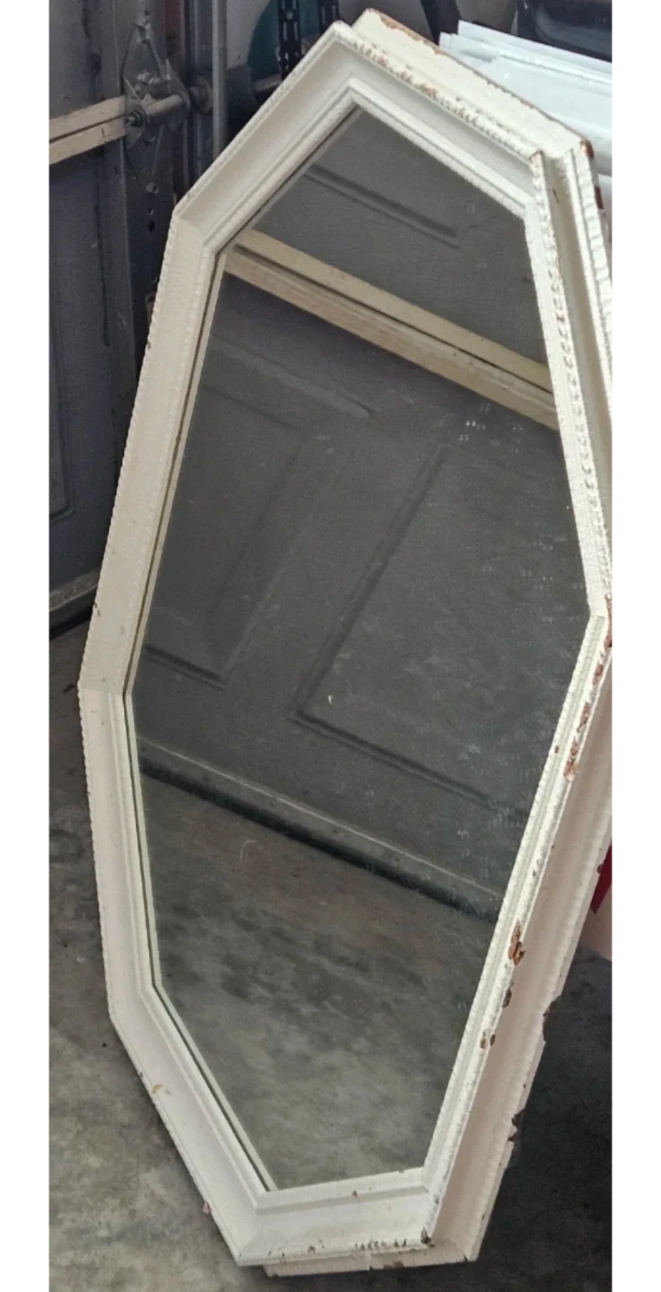 Octagon Shaped Mirror with White Frame - photo 2