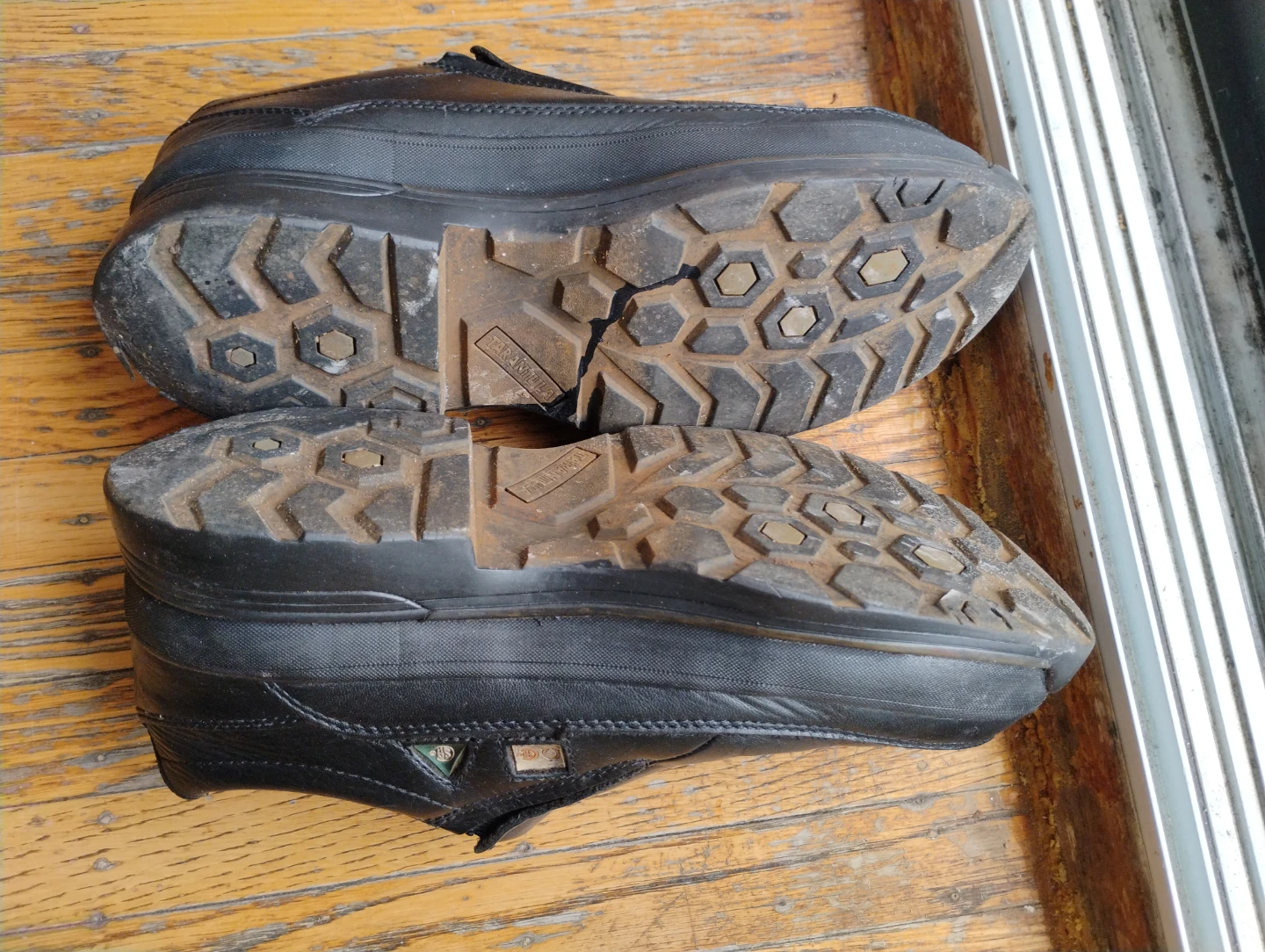 Dakota Black Leather Slip-On Safety Shoes size 7.5 - photo 3