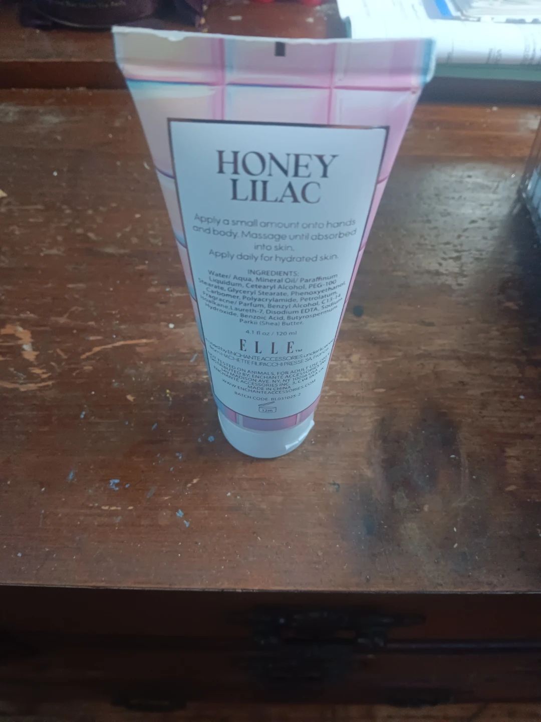 ELLE Honey Lilac Hand & Body Lotion 4.2 oz - photo 2