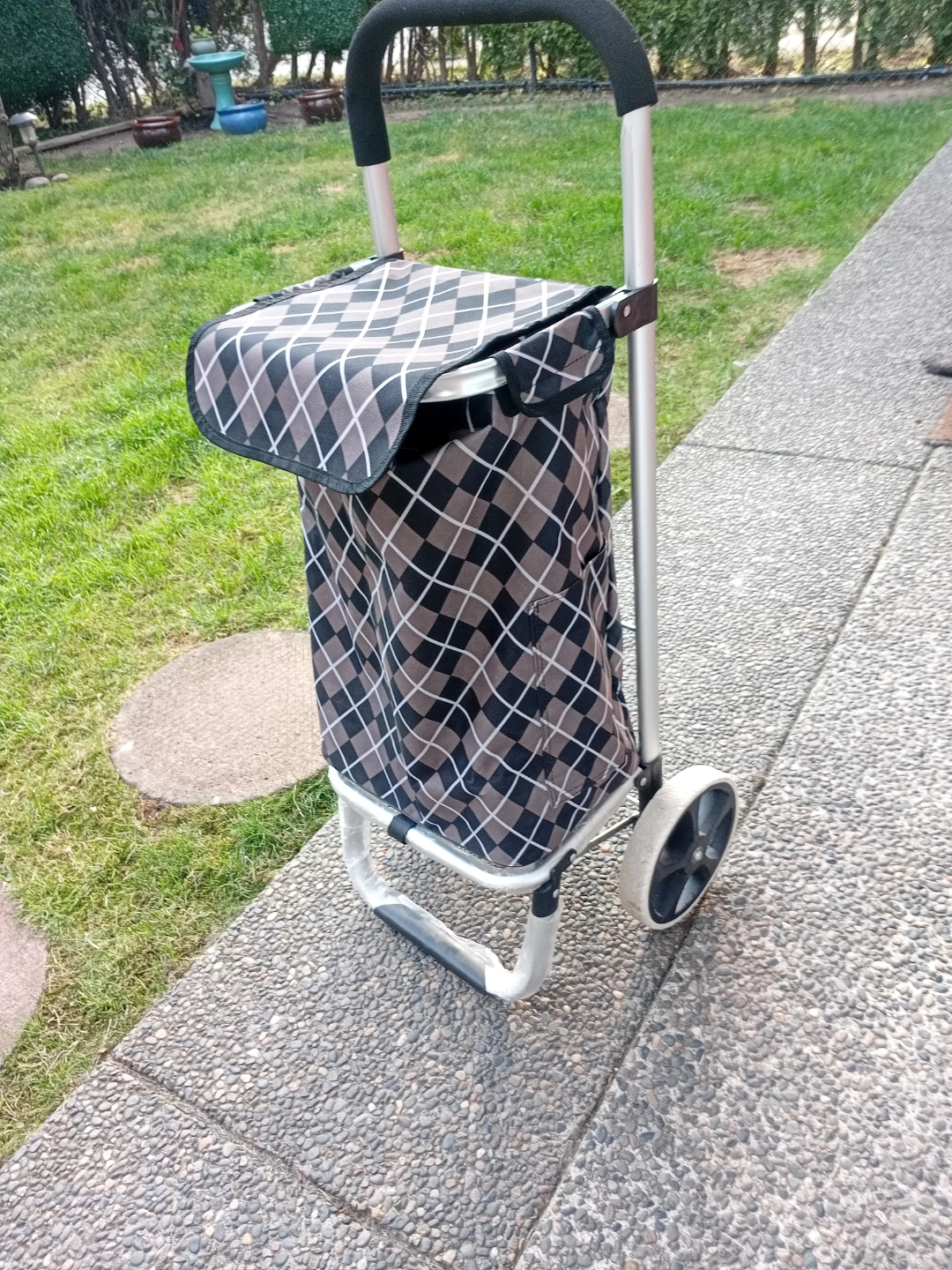 Shopping Cart with Black, Brown, and White Diamond Pattern